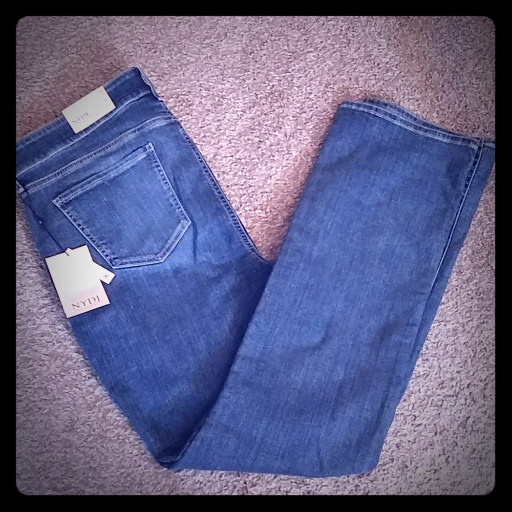 Marilyn Straight Denim
